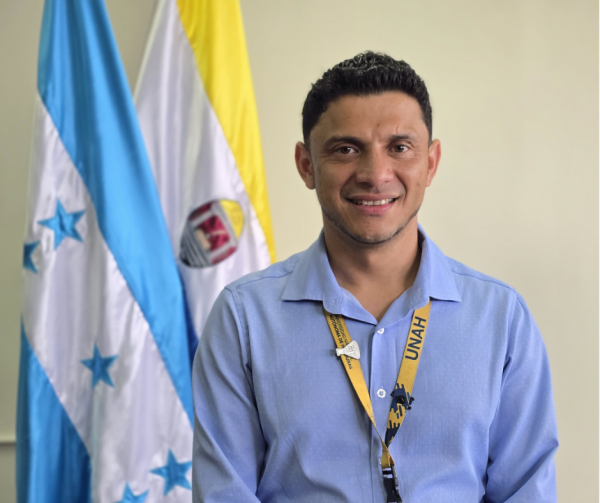 Dr. Henry Ponce